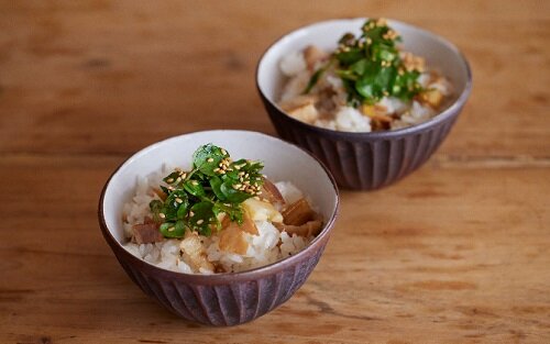 NEWS　鰹が香る筍ベーコン混ぜご飯.jpg