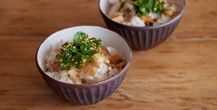 鰹が香る筍ベーコン混ぜご飯